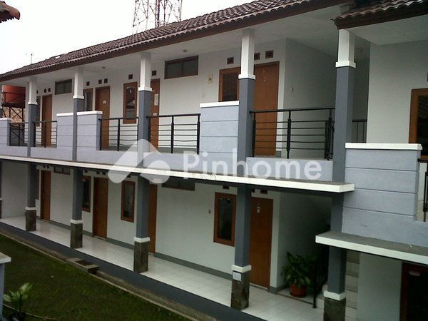 dijual kantor penuh di demen - 3