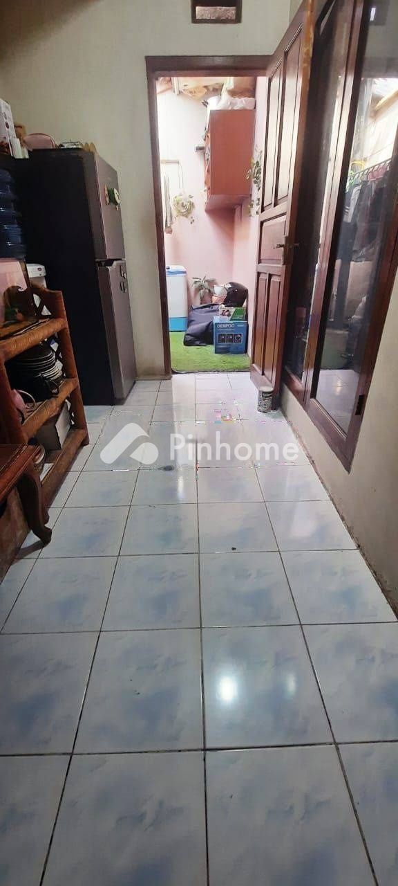 dijual rumah 1 lantai 2kt 72m2 di jl ciwastra buahbatu - 6