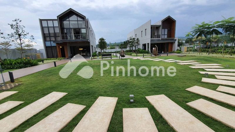 dijual rumah 2kt 365m2 di kebon pisang - 2
