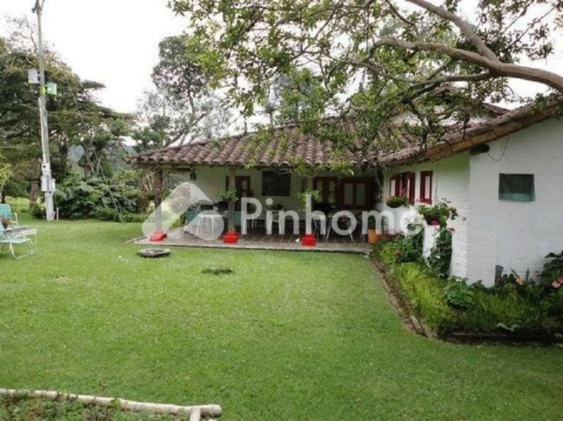 dijual rumah 2kt 365m2 di kebon pisang - 3