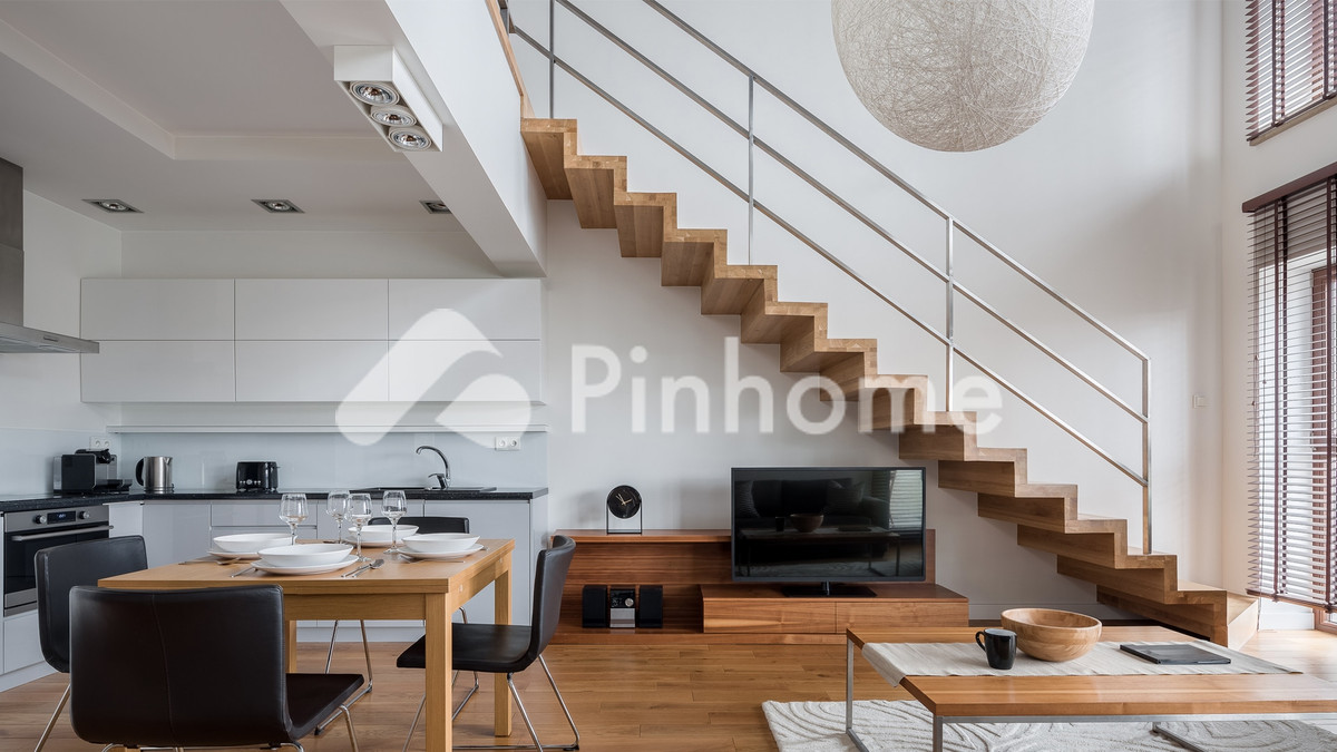 dijual kantor 122m2 di arongan lambalek