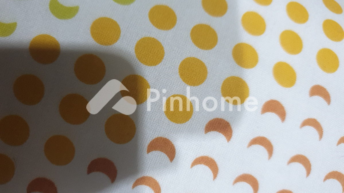 dijual rumah simple di kebon jeruk