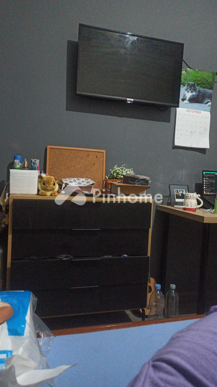 dijual rumah 1 lantai 1kt 101m2 di kebayakan