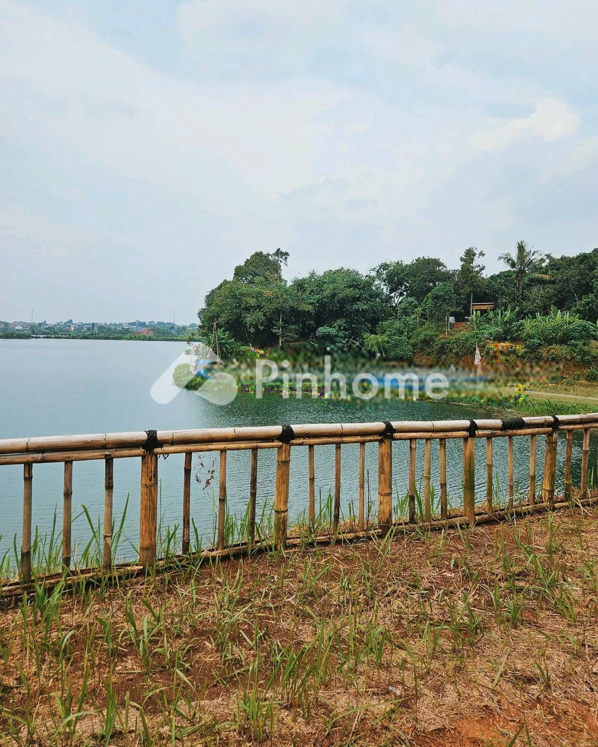 dijual tanah residensial di kademangan