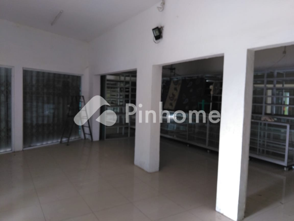 dijual rumah twatj di indra makmu indra makmur
