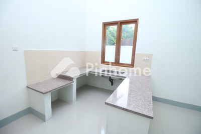 rumah yang nyaman untuk rebahan - 5