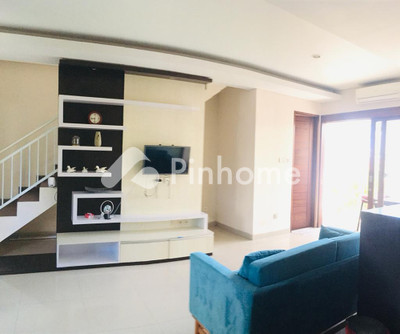 dijual rumah jarang ada di jimbaran dekat gwk - 2
