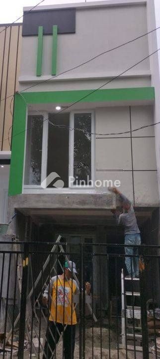 dijual rumah 13123 di wiyung - 4