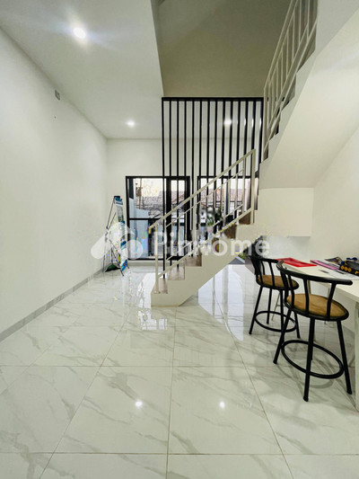 dijual rumah 2 lantai 3kt 51m2 di kalibata - 3