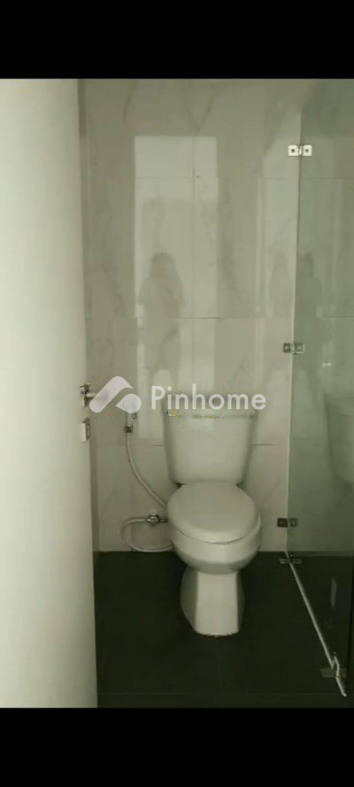 dijual rumah 1 lantai 2kt 135m2 di karang tengah - 3