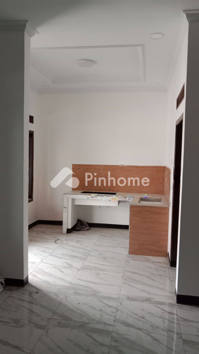dijual rumah 1 lantai 2kt 60m2 di buahbatu margacinta - 5