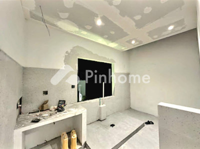 dijual rumah 2 lantai 3kt 165m2 di cepaka - 3