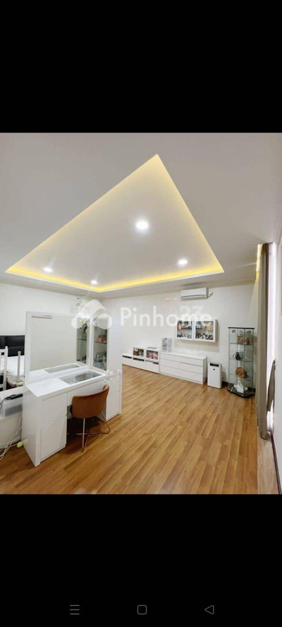 dijual rumah 2 lantai 4kt 156m2 di mulyorejo - 3