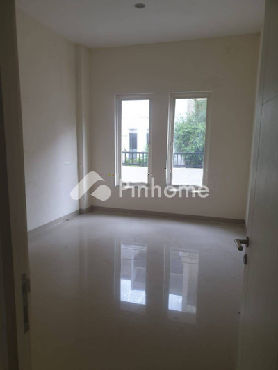 dijual rumah 1 lantai 3kt 91m2 di sambikerep - 4