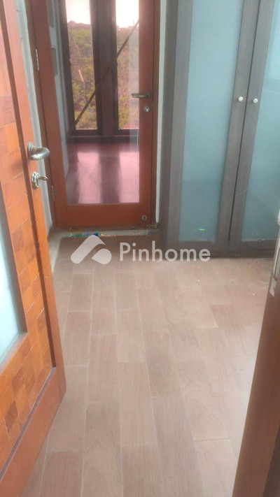 dijual rumah 4 lantai 4kt 180m2 di jatisampurna jati sampurna - 2