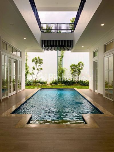 dijual rumah 2 lantai 879m2 di menteng jakarta pusat - 5