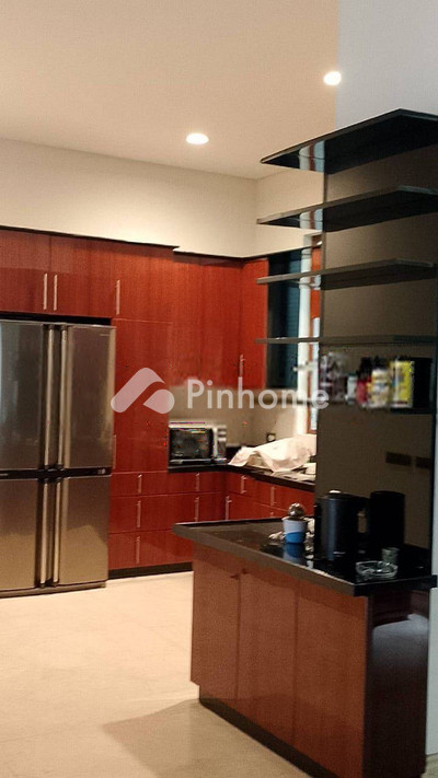 dijual rumah 3 lantai 4kt 550m2 di papandayan gajahmungkur semarang - 5