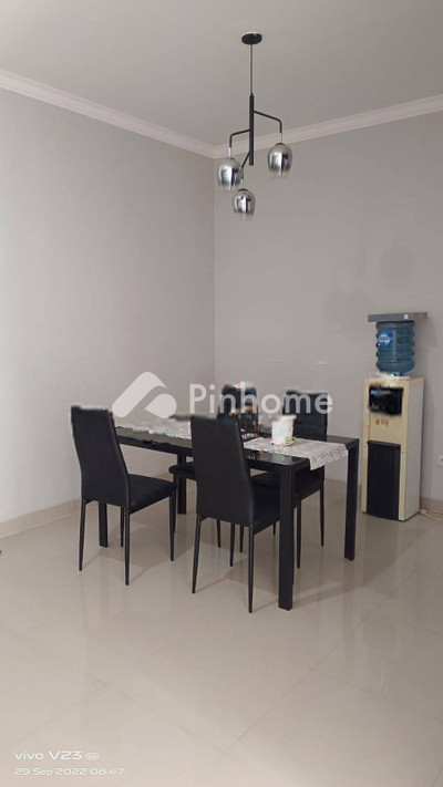 dijual rumah 2 lantai 3kt 76m2 di cipinang baru raya jakarta timur - 2