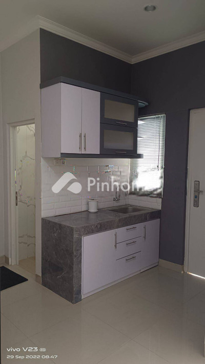 dijual rumah 2 lantai 3kt 76m2 di cipinang baru raya jakarta timur - 3
