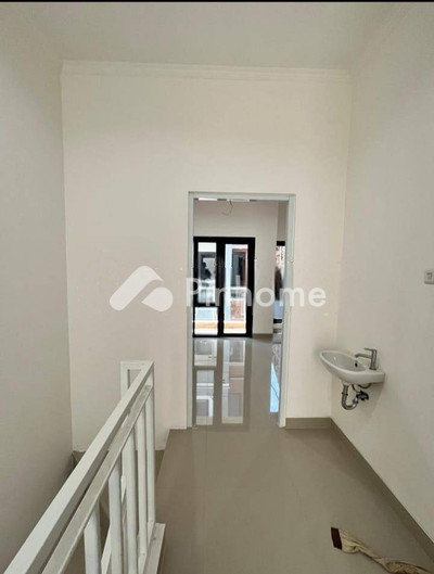 dijual rumah rumah di cipinang elok jakarta timur - 4
