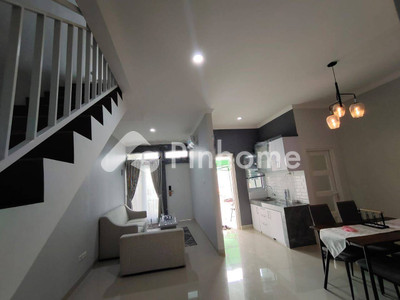 dijual rumah 3 lantai 4kt 39m2 di cempaka putih tengah 26 - 2