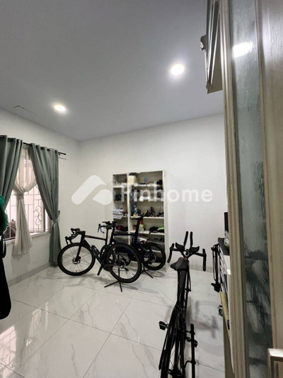 dijual rumah 2 lantai 4kt 172m2 di tebet - 5
