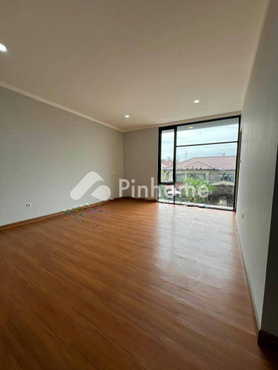 dijual rumah 2 lantai 4kt 160m2 di puri bintaro sektor 9 bintaro tangerang selatan - 3