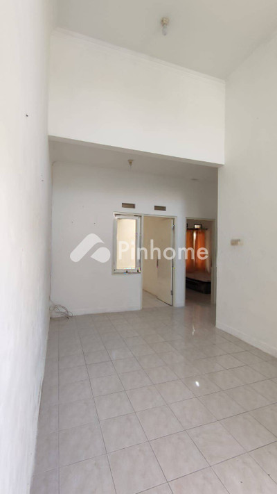 dijual rumah 1 lantai 2kt 90m2 di sidoarjo - 2