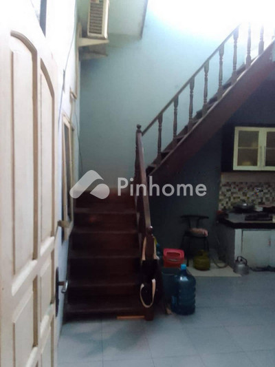 dijual rumah 1 lantai 3kt 140m2 di jl randusari antapani bandung - 5