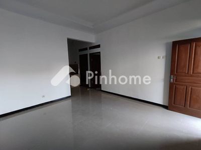 dijual rumah 1 lantai 2kt 70m2 di antapani cicadas - 3