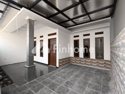 dijual rumah 1 lantai 2kt 70m2 di antapani cicadas - 2