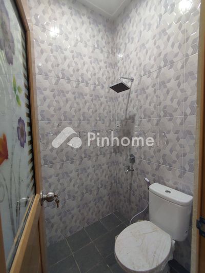 dijual rumah 2 lantai 2kt 36m2 di jl kayu manis timur - 3