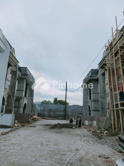 dijual rumah 2 lantai 4kt 130m2 di medan kota - 5