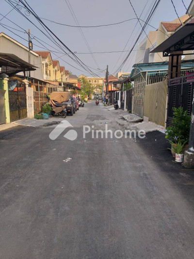 dijual rumah 2 lantai 2kt 60m2 di cengkareng - 4