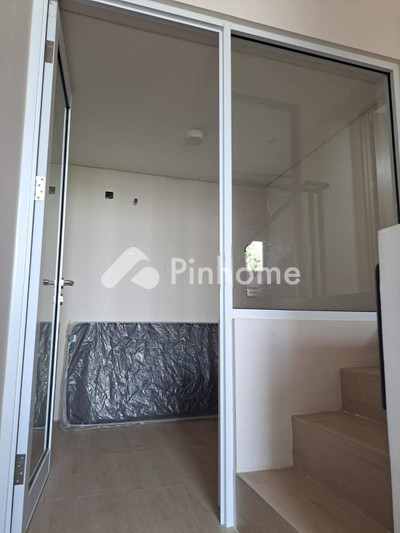 dijual rumah 2 lantai 3kt 50m2 di serpong - 3