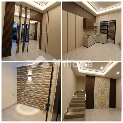 dijual rumah 2 lantai 4kt 90m2 di sutorejo prima - 4