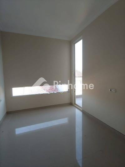 dijual rumah 1 lantai 5kt 78m2 di pakuwon city - 4