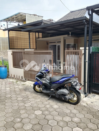 disewakan rumah 2kt 72m2 di cihanjuang - 3