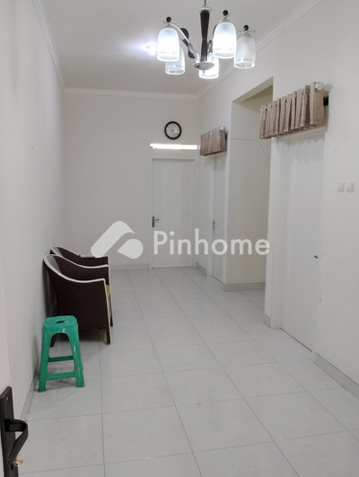 disewakan rumah 2kt 72m2 di cihanjuang - 5