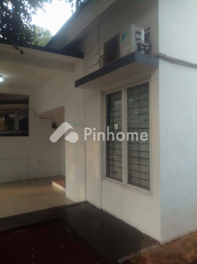 dijual rumah 1 lantai 2kt 114m2 di serpong - 2