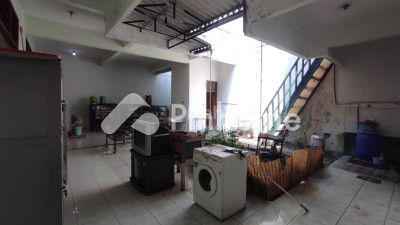 dijual rumah 1 lantai 5kt 444m2 di mulyorejo - 2