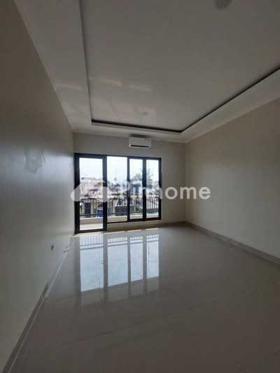 dijual rumah 2 lantai 4kt 100m2 di serpong utara - 5