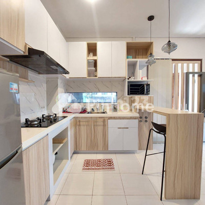 dijual rumah 2 lantai 3kt 100m2 di gading kencana jimbaran - 2