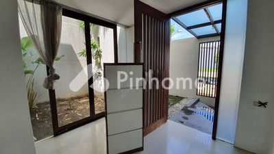 dijual rumah 1 lantai 5kt 337m2 di wiyung - 5