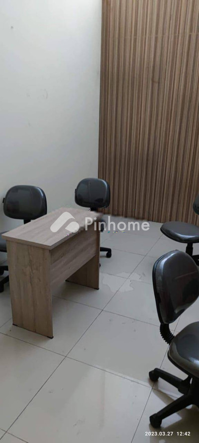 dijual ruko 3 lantai 255m2 di kelapa gading - 4
