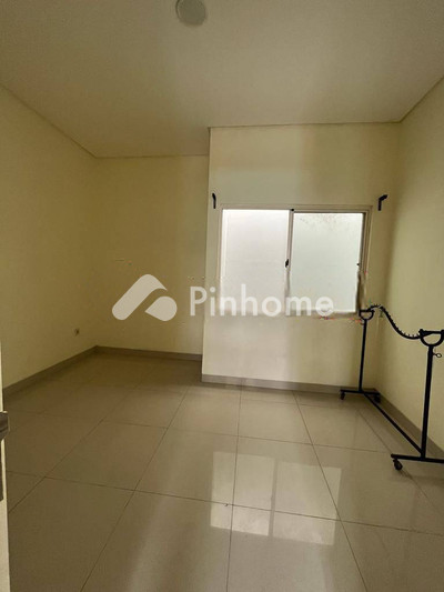 dijual rumah 2 lantai 48m2 di penjaringan - 3