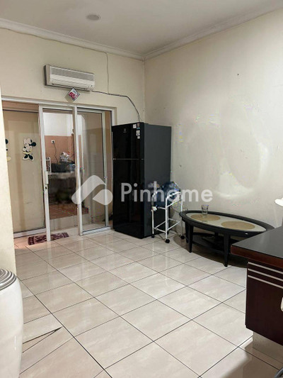 dijual rumah 2 lantai 3kt 90m2 di cengkareng - 2