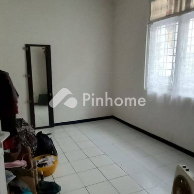 dijual rumah 2 lantai 2kt 72m2 di cengkareng - 4