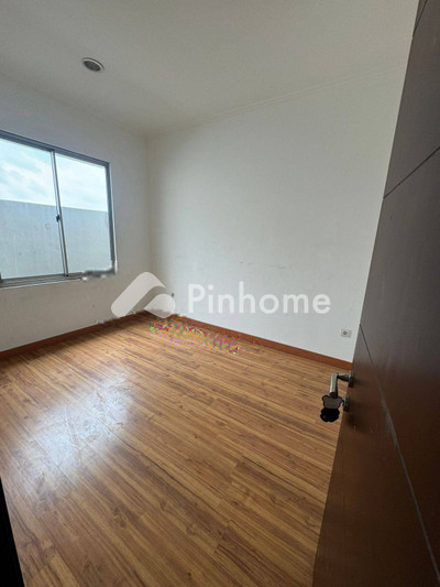 dijual rumah 2 lantai 3kt 90m2 di golf island - 3