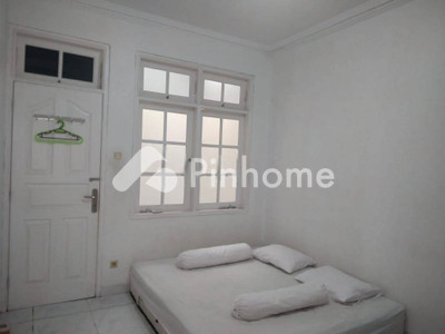 dijual rumah 2 lantai 5kt 241m2 di cilandak - 3